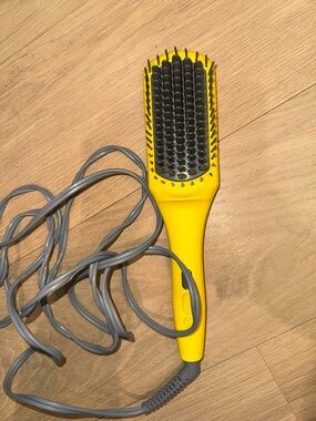 Drybar Yellow Heated Straightening Brush with Gray Cord